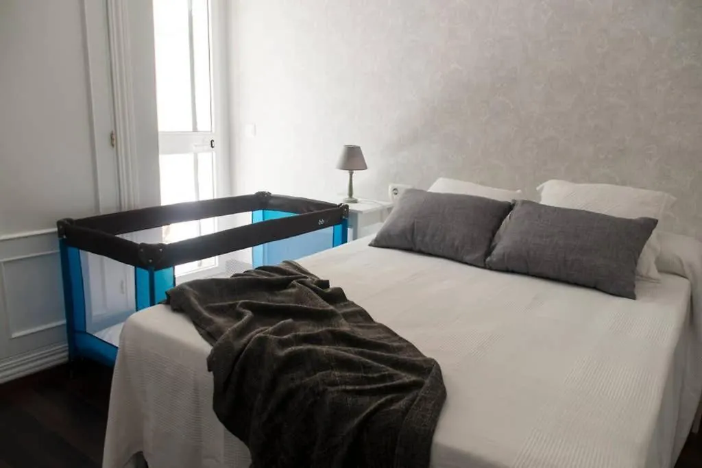 Apartment New!!! Luxury City Center & Private Terrace Malaga Spain